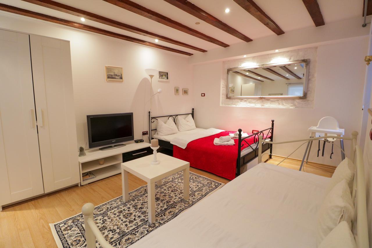 Apartman Luca Apartment Пиран Екстериор снимка